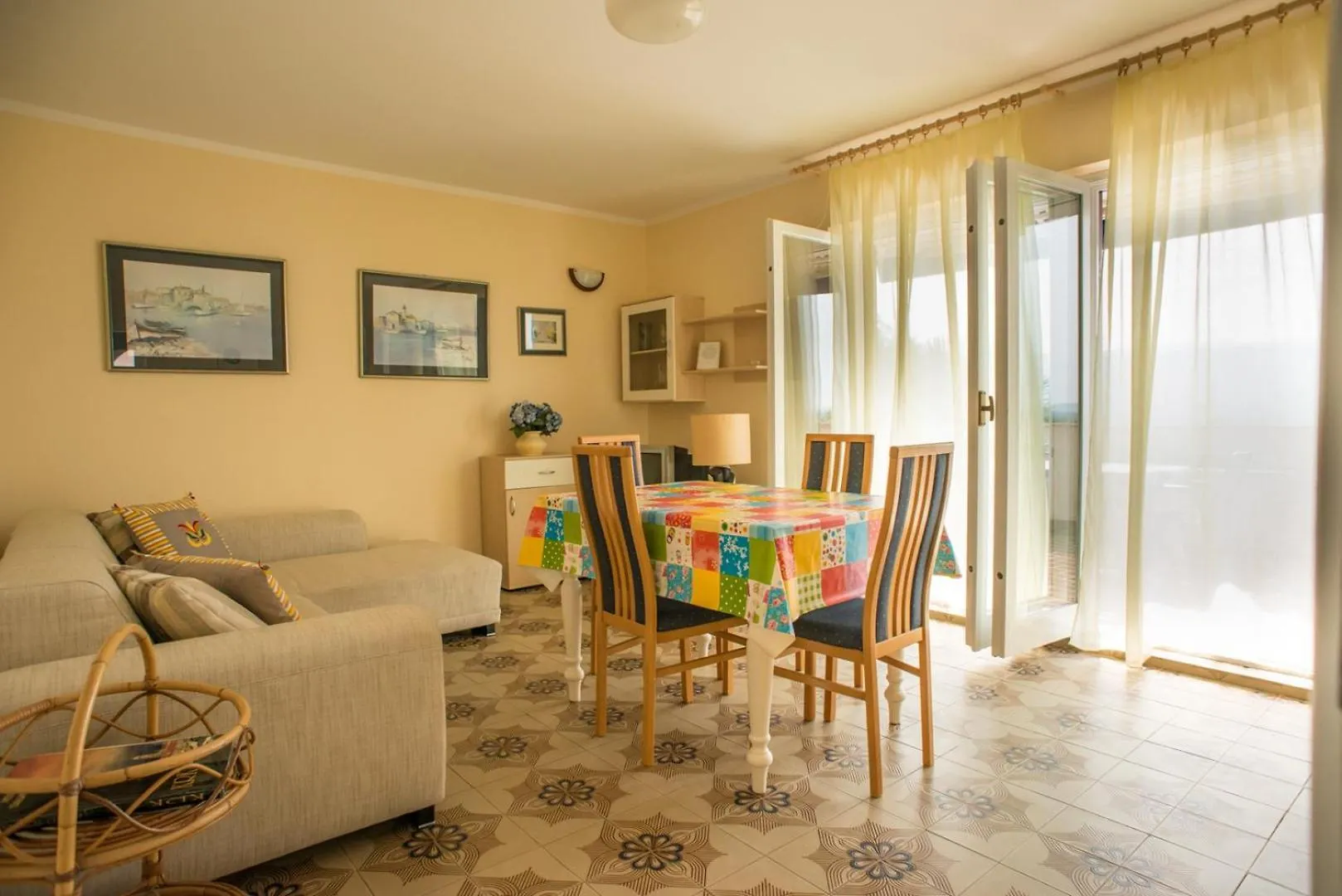 Apartment Sara On The Island Of Krk Kornic