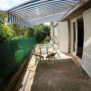 Mini Apartman
