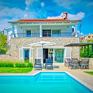 Villa Salt&sand, Kornić